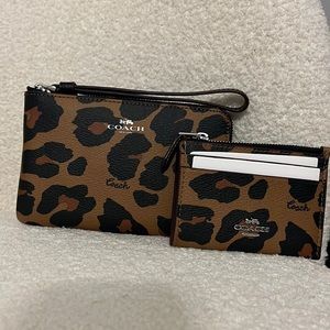 Coach Leopard zippy and card holder